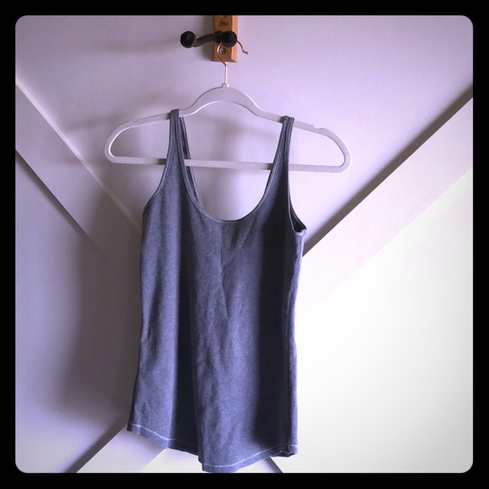 Lululemon tank top. Size 6